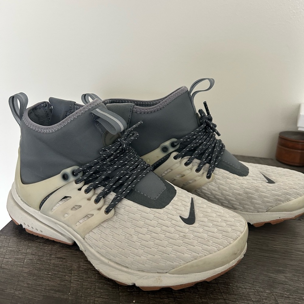 Nike Air Presto Mid Utility Sneakers